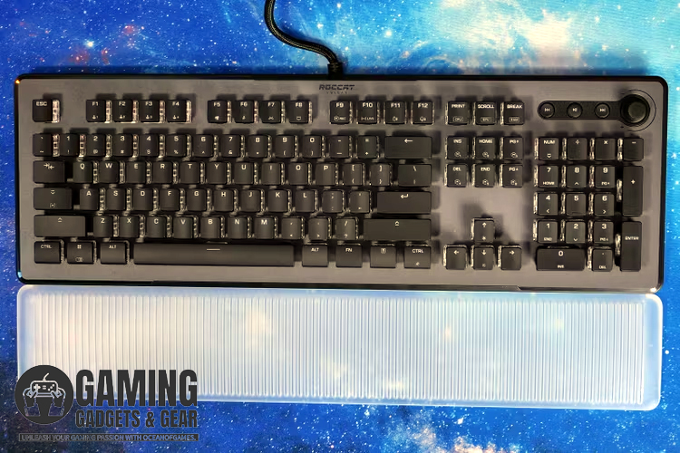 Roccat Vulcan II Max keyboard_2