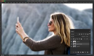 How to create fake iPhone portrait effect in Photoshop