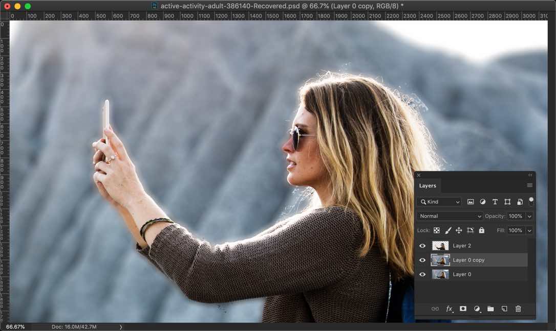 How to create fake iPhone portrait effect in Photoshop