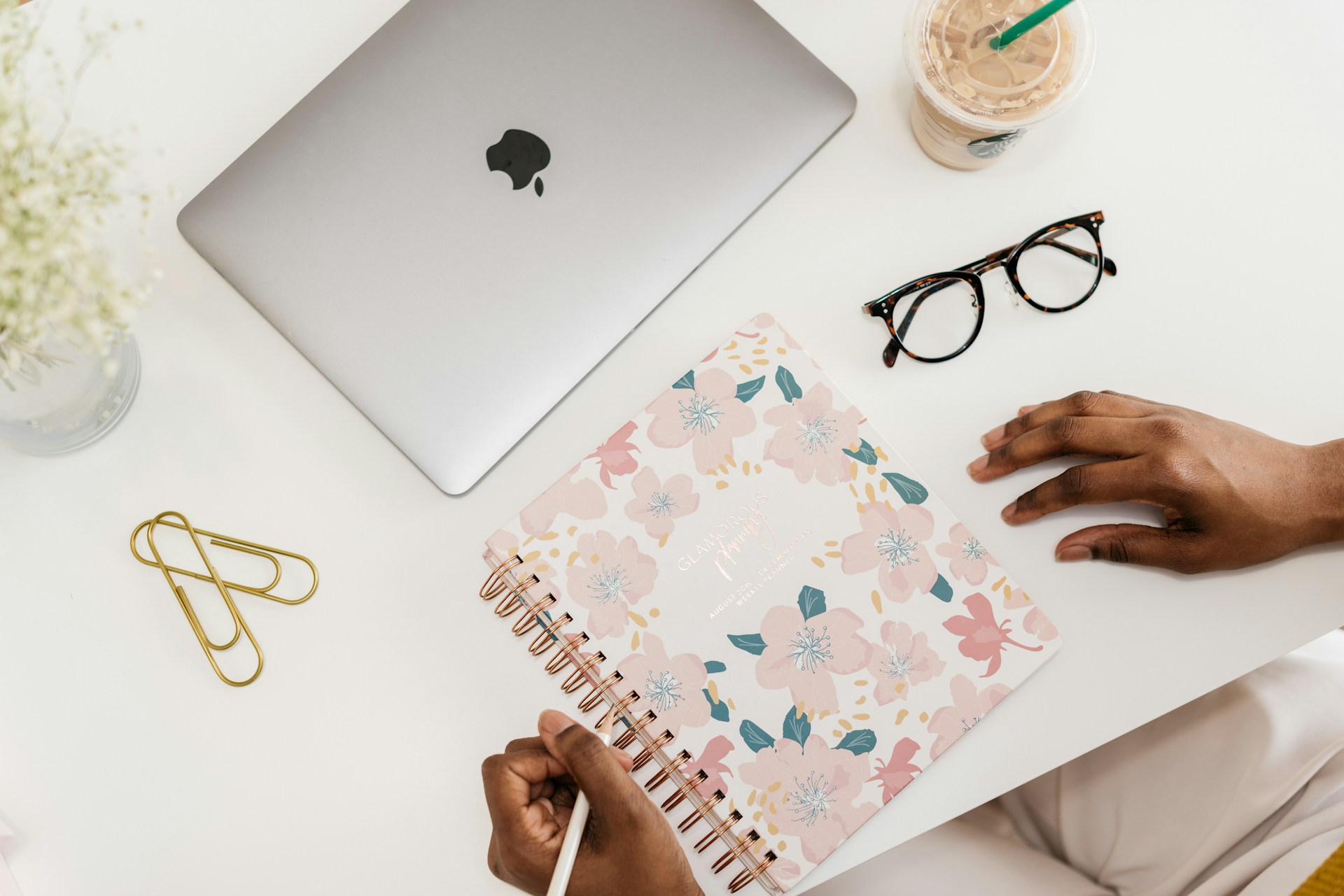 How to Develop a Personal Brand as a Freelance Worker