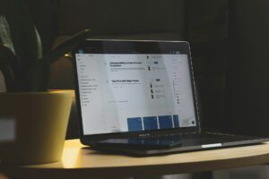 How To Make Daily Workflows More Efficient Using AI Tools
