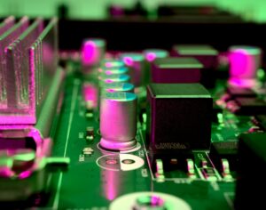 The Evolution of Computer Hardware: From Vacuum Tubes to Quantum Chips