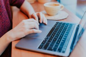 Learn How to Determine Your Rates for Freelancing and Negotiate with Confidence